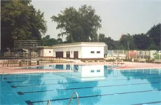 Freibad Wurzen – Projekt des Architekturbüros Dipl.-Ing. Thomas Näther, 1994