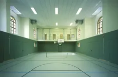 Krankenhaus Rodewisch Sporthalle – Projekt des Architekturbüros Dipl.-Ing. Thomas Näther, 2000