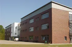 Schule Osterholz-Scharmbeck (Bremen) – Projekt des Architekturbüros Dipl.-Ing. Thomas Näther, 2005