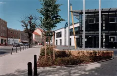 Stadthalle Markranstädt – Projekt des Architekturbüros Dipl.-Ing. Thomas Näther, 1999